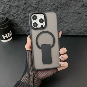 Funda de teléfono de TPU invisible magnética para <span class=keywords><strong>Apple</strong></span> para iPhone 13/14/15/16 Pro Max funda protectora con sensación de piel con lente de Metal - Product Image 6
