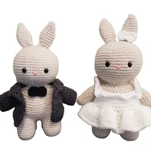 Bán buôn dệt kim dễ thương bé thoải mái Búp bê thỏ Crochet động vật đồ chơi handmade cô dâu và chú rể Bunny