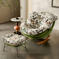 Chaise longue à bascule papillon italienne moderne - Revêtement en flanelle, pieds en acier inoxydable, design écologique, confortable pour la chambre