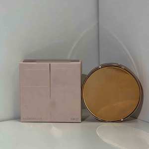 Rubor en Polvo Prensado de Alta Calidad OEM, Rubor de Maquillaje de Larga Duración, Acabado Mate - Product Image 1