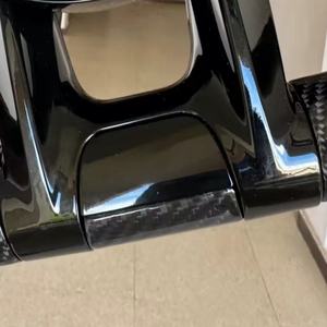 Vente directe d'usine pour <span class=keywords><strong>Mercedes</strong></span> Benz W204 W205 W167 W213 W222 W207 W212 AMG <span class=keywords><strong>a</strong></span> B C E GLS GLA Class Volant en fibre de carbone - Product Image 4