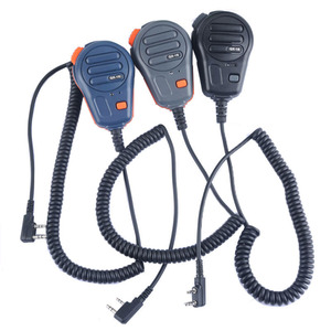 QX-18 Handheld <b>Microphone</b> With <b>Speaker</b> 3.5mm Plug For Walkie Talkie Communication Dust Proof Plastic Model - Product Image 1