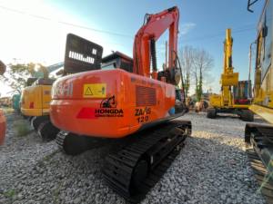 Excavadora Usada Hitachi ZX120 de Segunda Mano, 12 Toneladas, Modelo 2022, Motor de Alta Calidad, Máquina con Accesorios en Venta - Product Image 2