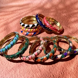 Bracelet Bohème Créatif Color Block pour Femme, Style Goutte d'Huile Élégant, Bijou Perlé en Alliage Plaqué Or, Tendance et Personnalisé - Product Image 1