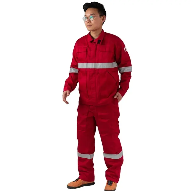 Classic Style EN ISO 11612 EN 1149-5 Welding and Anti-static Protection Bib and Brace Workwear 99% Cotton 1% Anti-static Autumn