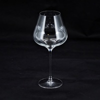 Verres à vin rouge en cristal transparent sans plomb soufflé à la main à long pied de 720 ml pour les fêtes et les mariages