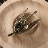 1 pieza Adorno de latón de dragón volador Warcraft, estilo antiguo, de diseño creativo y moderno, mascota de té de dragón mágico, decoración de mesa, artesanía