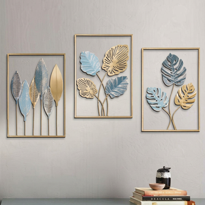 Ensemble de 3 pièces, art mural en métal encadré de dorure moderne, sculpture murale en forme de feuille de Monstera bleu clair et doré, plaque décorative pour salon, chambre à coucher - Product Image 1