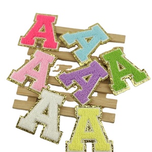 Venta al por mayor Diy toalla bordado alfabeto inicial brillo Varsity carta parches hierro en Chenille colorido hierro letras parches - Product Image 6
