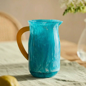 Carafe en résine de qualité supérieure au design antique, nouvelle couleur tendance ombrée, pour eau, jus de fruits, infusion de thé, carafe en résine personnalisée - Product Image 1