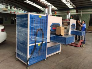 Nueva Máquina de Alta Frecuencia JingYi para Bolsas de Infusión RF con Control de <span class=keywords><strong>Pantalla</strong></span> Táctil PLC y Potencia de 15KW - Product Image 3