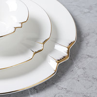 P&T Wholesale - Assiettes de service élégantes pour hôtels et restaurants, décoration alimentaire, style nordique