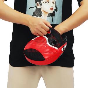 Coussinets de frappe de boxe en cuir de haute qualité avec logo personnalisé, élégants pour le sport - Product Image 6