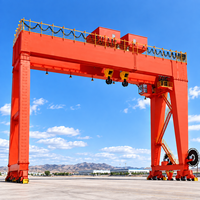 Grue portique à double poutre de 50 tonnes sur rails avec chariot à treuil ouvert pour salle d'essai d'usine