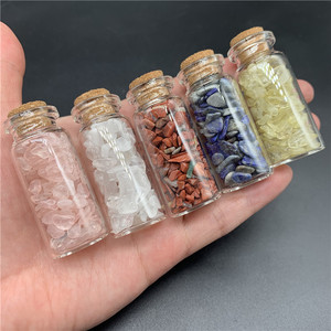 Botellas Pequeñas de Cuarzo Cristalino Natural con Fragmentos de Piedras Preciosas y Cristales Curativos Reki en su Interior, Artesanía de Cristal - Product Image 5