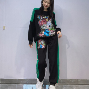 Abito europeo alla moda per donna pesante strass manica lunga <span class=keywords><strong>con</strong></span> cappuccio Top <span class=keywords><strong>elastico</strong></span> <span class=keywords><strong>in</strong></span> <span class=keywords><strong>vita</strong></span> <span class=keywords><strong>pantaloni</strong></span> Casual <span class=keywords><strong>in</strong></span> due pezzi B0389 - Product Image 4