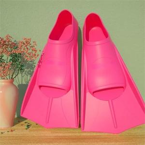 <strong>Silicone</strong> Full Foot Soft Rubber Fin for Adult Snorkeling &amp; Free Diving <strong>Underwater</strong> Swimming Long Blade Free Diving Fins - Product Image 2