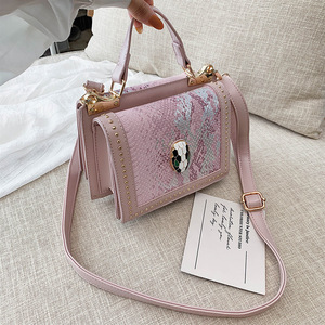 Nuevo remache cuadrado pequeño Satchel, bandolera, bolsa de piel de serpiente patrón portátil bolso bolsos para mujeres - Product Image 3
