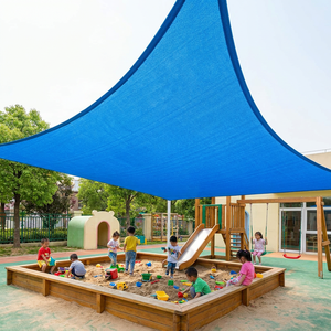 Tenda Parasole in Rete HDPE ad Alta Densità e Traspirante per Posti a Sedere all'Aperto di Ristoranti - Product Image 3