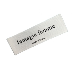 Etiqueta de cuello personalizada de poliéster y algodón para coser en ropa, bolsos, etiquetas principales lavables para prendas, etiqueta tejida. - Product Image 1