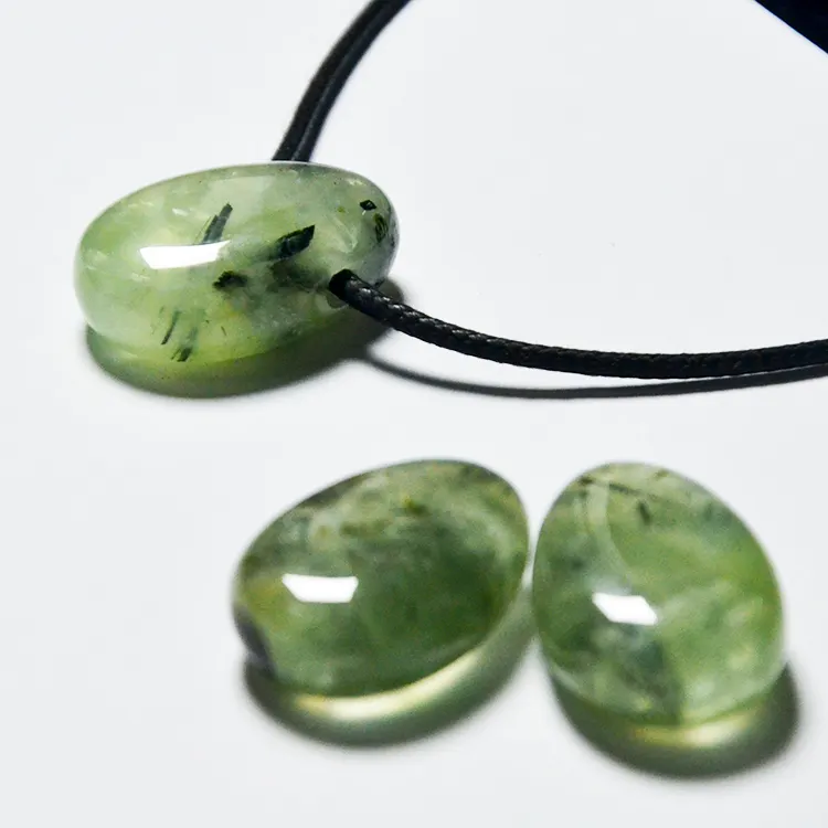 Miss Stone 2023 Factory direct Women/Men Pear drop Glossy 30mm Prehnite with black hair Stone Pendant Rock stone For gift