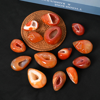 Vente en gros de cristaux d'oeufs de cornaline en géode d'agate rouge naturelle de haute qualité