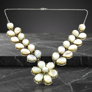 Fashionable Geometric Mother of Pearl Silver <b>Statement</b> <b>Necklace</b> with Link Chain - Product Image 3
