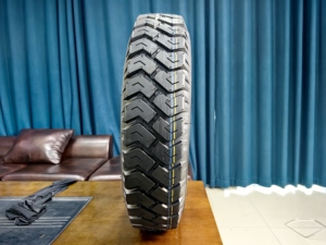 ยางรถจักรยานยนต์ DUHOW DH-317 5.00-12 8PR ยึดเกาะถนนได้ดี ทนทานต่อการลื่นไถล และทำความสะอาดตัวเองได้ รับประกัน 3 ปี - Product Image 3