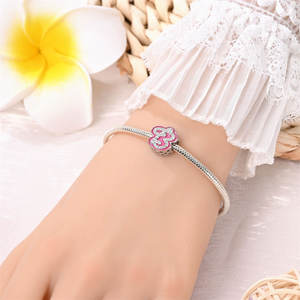 Produttore lettera Charm rosa piccola lega d'argento metallo zircone 26 lettere <span class=keywords><strong>A-Z</strong></span> Charm per la creazione di gioielli fai da te accessori all'ingrosso - Product Image 2