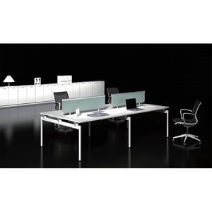 Escritorios y Estaciones de Trabajo Modernos, Modulares, Personalizados, Duraderos, de Madera, para Área Abierta, con Divisiones para Computadoras Portátiles - Product Image 2