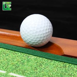Usine <span class=keywords><strong>Mini</strong></span> <span class=keywords><strong>Golf</strong></span> Putting aides à la formation en bois intérieur <span class=keywords><strong>Golf</strong></span> Putting Green Mat avec déflecteur et retour de balle - Product Image 6