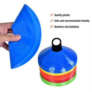 Vendedor caliente niños 50 piezas PE plástico suave deportes entrenamiento juguete fútbol marcador disco agilidad entrenamiento conos soporte con bolsa de malla - Product Image 3