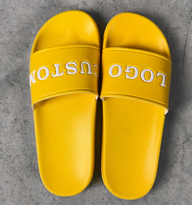 Pantoufles en PVC avec logo personnalisé d'usine en gros avec impression en relief tongs pour <span class=keywords><strong>entreprise</strong></span> - Product Image 5