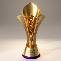 Fabricant de trophées de football en métal sur mesure OEM ODM, 20 ans d'expérience, trophée de football en métal doré pour les événements sportifs