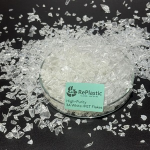 Copos de RPET Blancos Lavados en Caliente de Grado 3A Premium, Alta Pureza, Grado Alimenticio, Residuos de PET Reciclado Transparente para Flejes/Láminas/Fibra - Product Image 3