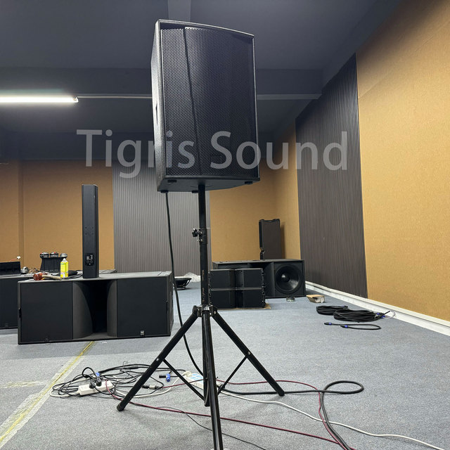 F15 Single 15 Inch Two-way Passive Speaker 400W AES,1600W peak Professional System Loudspeaker Audio Sound Equipment