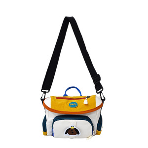 Sac bandoulière OEM color-block style dessin animé, petit sac en polyester pour jeunes, idéal pour le campus et les tenues quotidiennes - Product Image 5