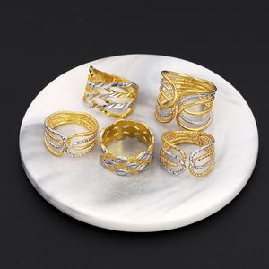 Anillo de Boda Jxx al por Mayor en Tono Oro 24K, Joyería Clásica de Latón Dorado para Mujeres y Hombres - Product Image 1