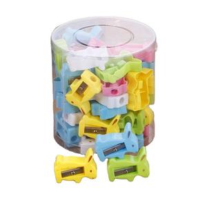 Pengasah Pensil Kartun Kelinci Berwarna untuk Anak-anak Sekolah Pengasah Pensil Plastik Tekstur Grosir - Product Image 1