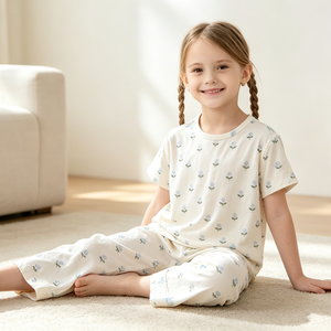 Ensemble de pyjamas pour filles, en coton et fibre de bambou écologiques, à séchage rapide, doux, à manches courtes et longues - Product Image 1