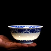 Bol à riz en porcelaine bleue et blanche, motif floral chinois traditionnel, bol en céramique pour la consommation domestique
