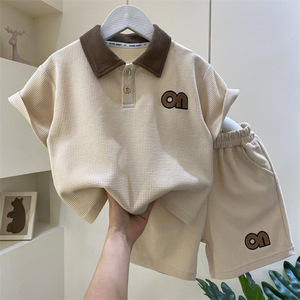 Completo Sportivo Estivo di Alta Qualità per Ragazzi, Stile Western, Camicia a Maniche Corte e <span class=keywords><strong>Pantaloncini</strong></span> Casual, Tessuto in Poliestere Stampato, Marca Yifan - Product Image 3