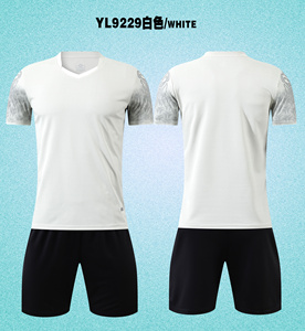 Maglia da Calcio Personalizzata Dimi per Uomo, 100% Poliestere, Stampa a Trasferimento Termico, Colore Sfumato, Mezza Manica, Traspirante, Asciugatura Rapida - Product Image 4