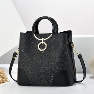 New Wholesale Luxury Leather Fashion Quilted Leather Designer Ladies High Quality Shoulder Bags Women's Trendy <b>Handbags</b> - Product Image 6