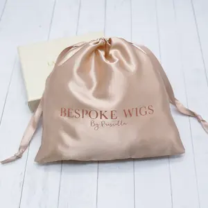 Özel logo baskılı kahverengi saten ipli saklama torbaları lüks saten kılıf saç ambalajı için peruk çanta