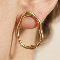 Boucles d'oreilles ovales irrégulières en acier inoxydable, créoles ouvertes ondulées abstraites pour femmes