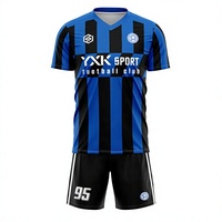 Set Jersey Sepak Bola YAK SPORT Unisex Biru Hitam Bergaris V-Neck Lengan Pendek Seragam Sepak Bola Sublimasi Bernapas Cocok untuk Olahraga