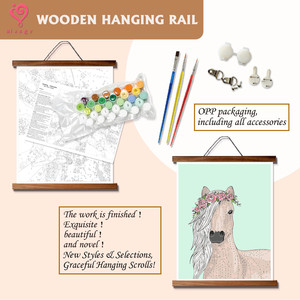 Peinture par numéros DIY Cheval blanc avec couronne de fleurs, disponible sans cadre ou avec cadre, défilement encadré disponible, décoration murale animale fraîche pour la maison, peinture à l'huile - Product Image 5