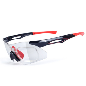 Gafas <span class=keywords><strong>de</strong></span> Sol Deportivas TR90 Ultraligeras Anti-Impacto <span class=keywords><strong>de</strong></span> una Pieza sin Montura con <span class=keywords><strong>Lentes</strong></span> Fotocromáticas <span class=keywords><strong>de</strong></span> Proximidad Personalizadas - Product Image 1