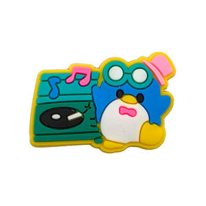 HY Venta al por Mayor de Adornos Personalizados de PVC para Zapatos, Decoraciones para Zapatos de Mujer con Diseño de Personajes de Dibujos Animados como Kuromi - Product Image 5